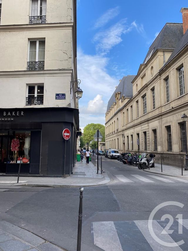 parking à louer - 12.5 m2 - PARIS - 75003 - ILE-DE-FRANCE - Century 21 Alpha Saint Paul