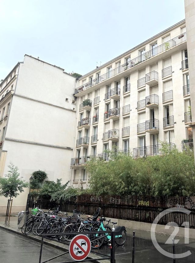Afficher la photo en grand Appartement Studio à vendre - 1 pièce - 26.6 m2 - PARIS - 75004 - ILE-DE-FRANCE - Century 21 Alpha Saint Paul
