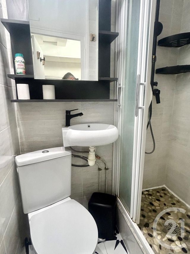 Appartement Studio à louer - 1 pièce - 28.36 m2 - PARIS - 75004 - ILE-DE-FRANCE - Century 21 Alpha Saint Paul