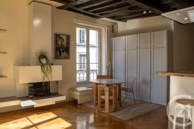 Appartement T2 à vendre - 2 pièces - 52.11 m2 - PARIS - 75001 - ILE-DE-FRANCE - Century 21 Alpha Saint Paul