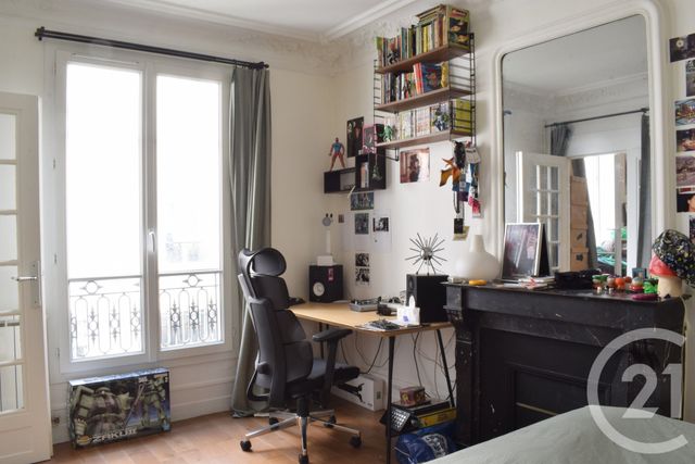 Appartement T3 à vendre - 3 pièces - 54.39 m2 - PARIS - 75010 - ILE-DE-FRANCE - Century 21 Alpha Saint Paul